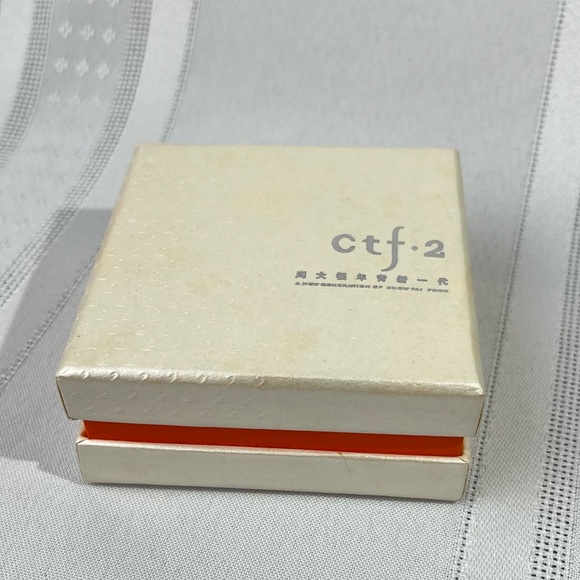 Vintage Monet Faux Pearl Necklace with Ornate Crystal Pendant 15 Inch Adjustable - Picture 3 of 15